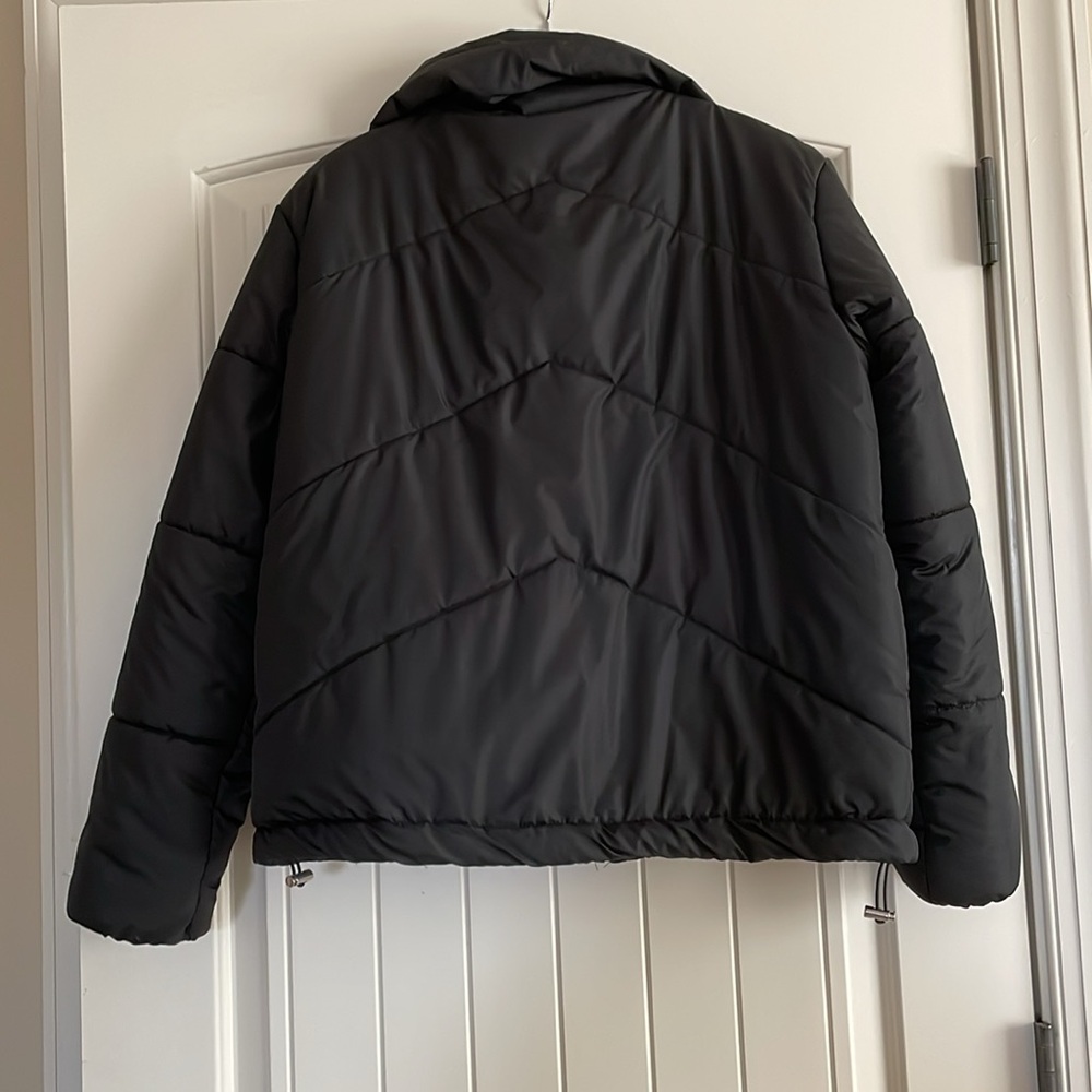 Puffer Jacket - Picture 4 of 9